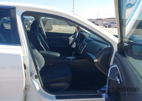 2018 Nissan Altima 2.5 S из США, поврежденный, VIN 1N4AL3AP2JC218410